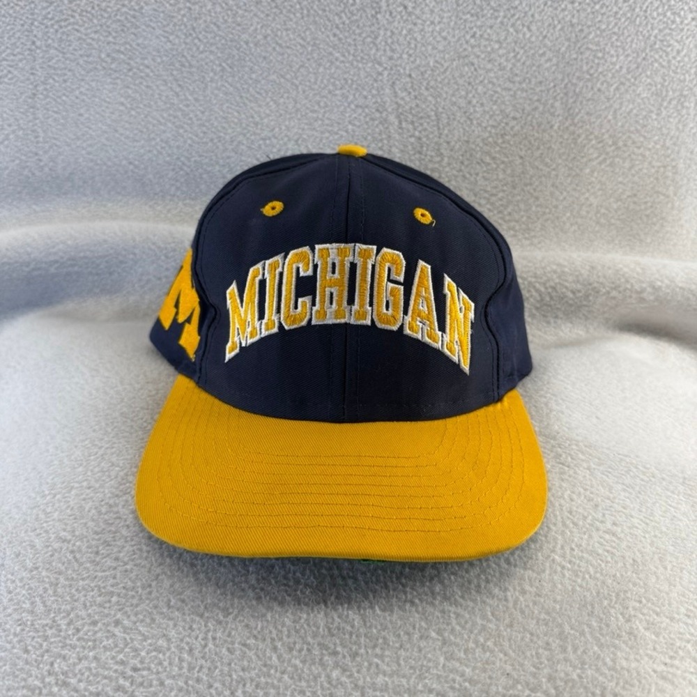 Vintage Michigan Wolverines Snapback Hat Adult Adjustable Strapback Arch 90s